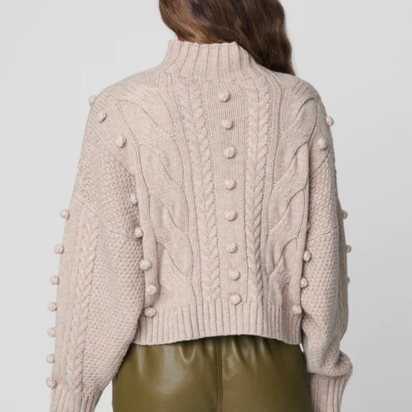 (A9) BLANK NYC Bare with Me Turtleneck Sweater with Balloon Sleeves, Sz M, NWT - Picture 5 of 7